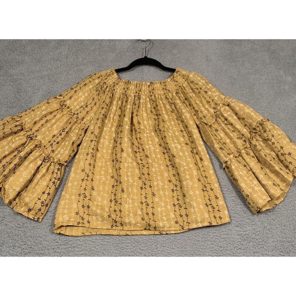 Umgee Blouse Gold Yellow Embroidered Flower‎ Vines Bell Sleeves Medium M